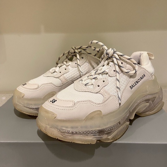 balenciaga triple s clear sole price